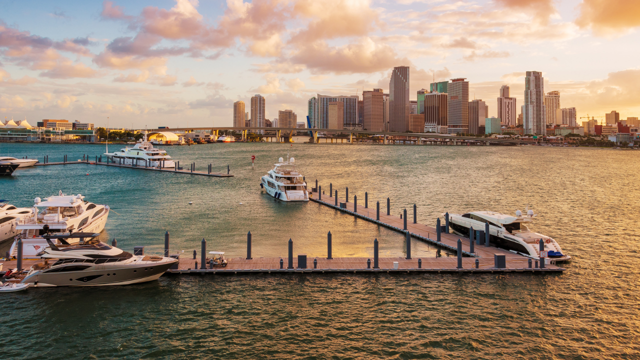 Milijarderi u Majamiju plaćaju 1.000 dolara po minutu za plutajuće heliodrome kako bi izbegli gužve